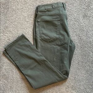 Banana Republic Men’s Size 36x32 Slim Fit Traveler Jeans